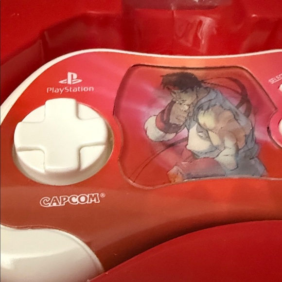 Capcom Street Fighter PlayStation Controller Ryu & Chun-Li Official Hologram Rar - Picture 3 of 10